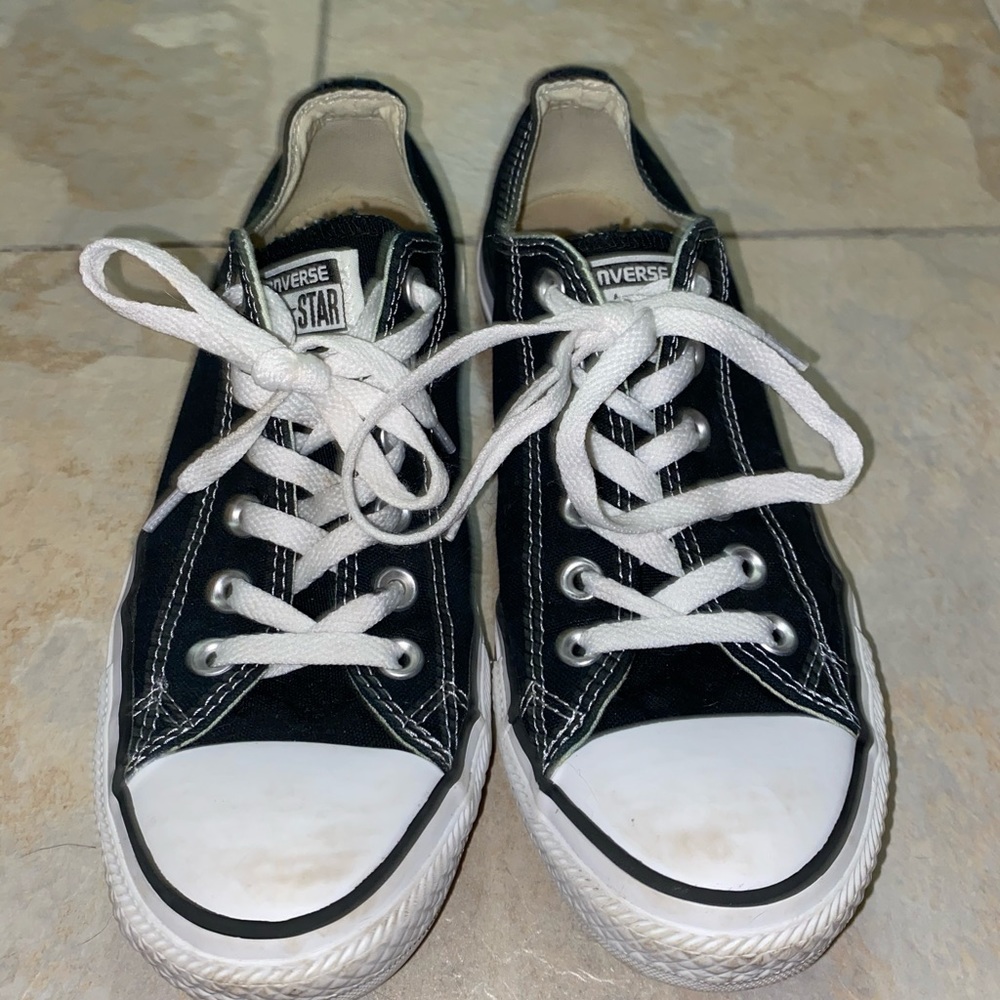 Black converse